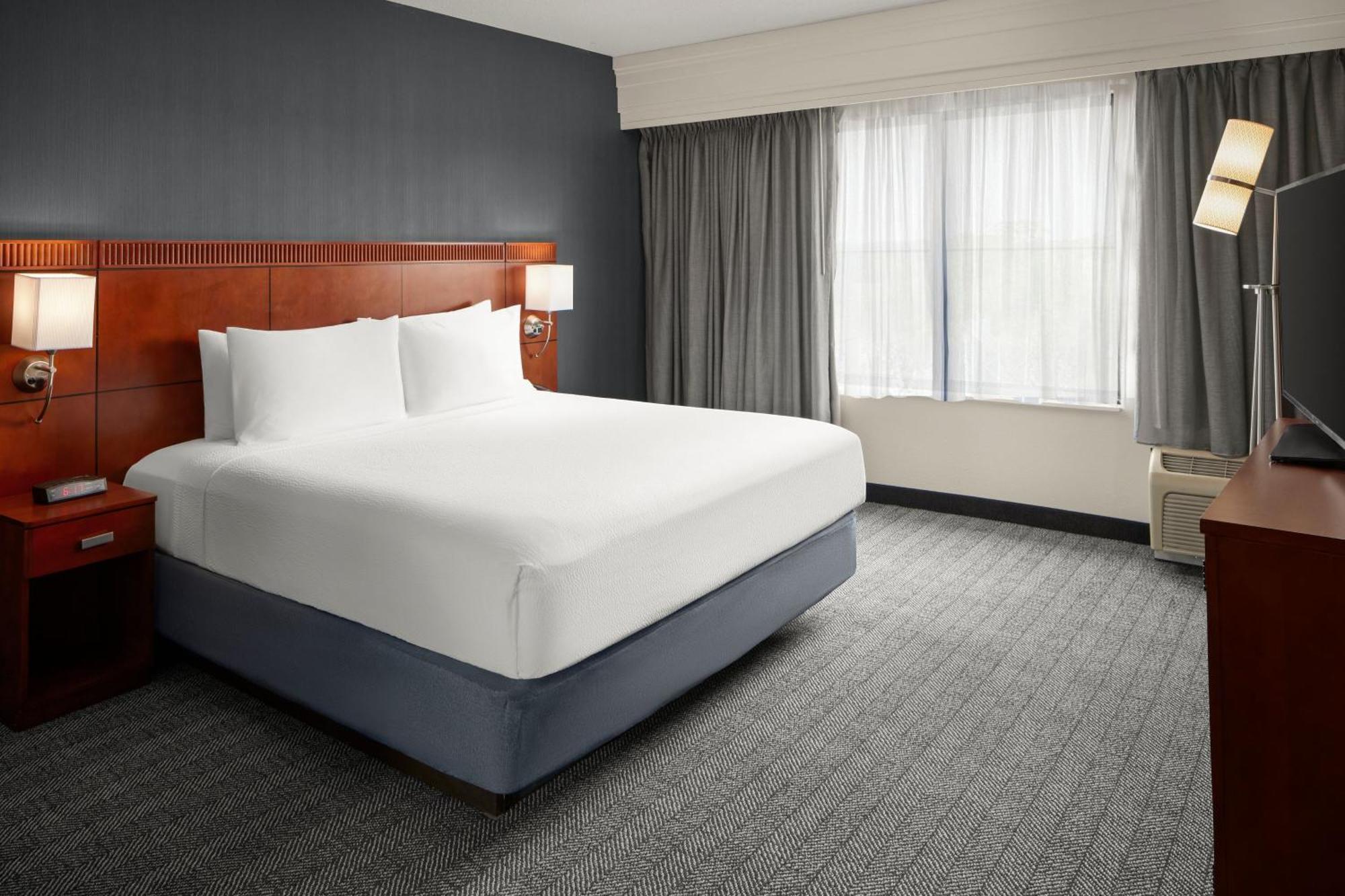 Courtyard By Marriott Winchester Medical Center Εξωτερικό φωτογραφία