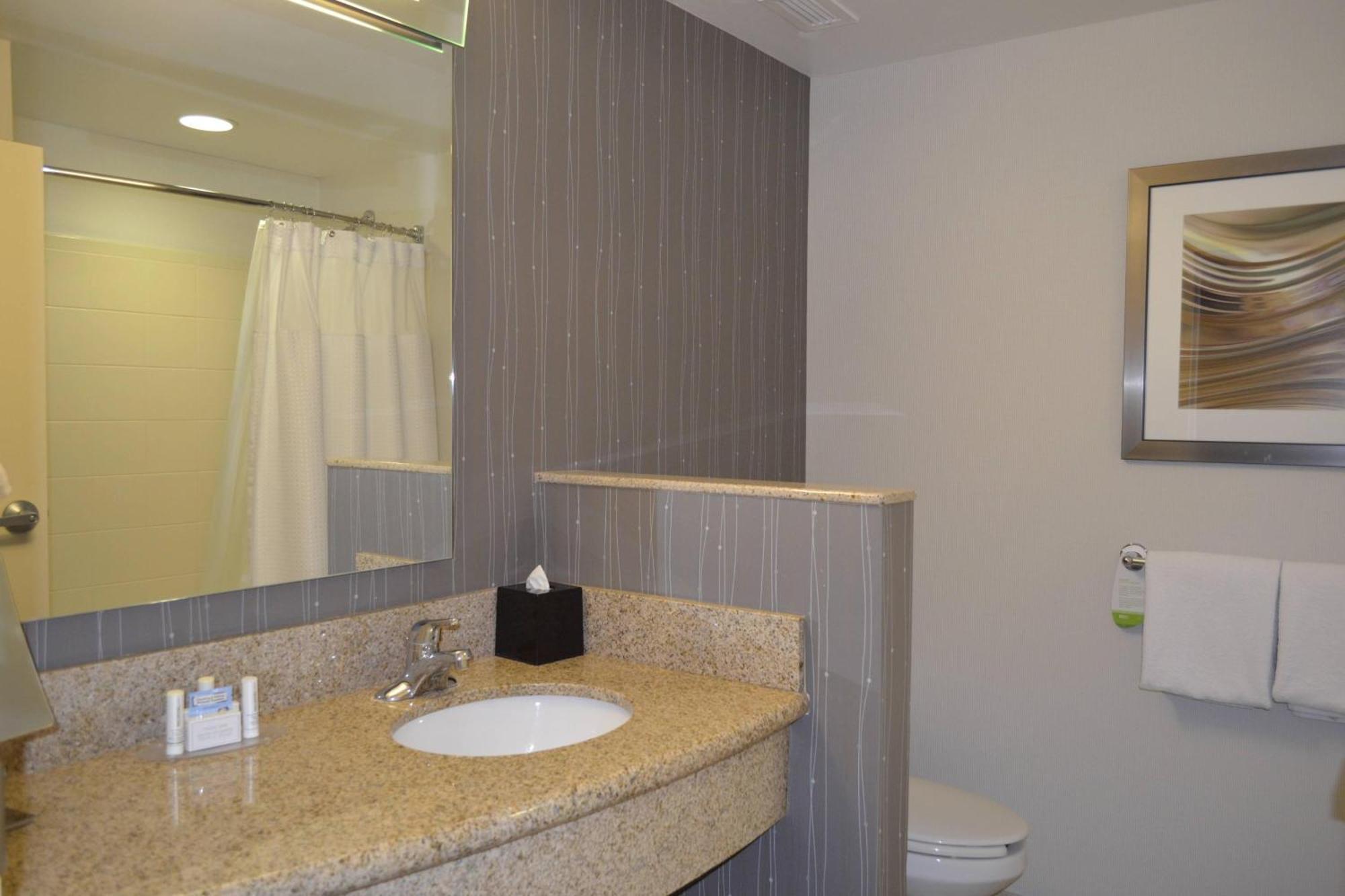 Courtyard By Marriott Winchester Medical Center Εξωτερικό φωτογραφία