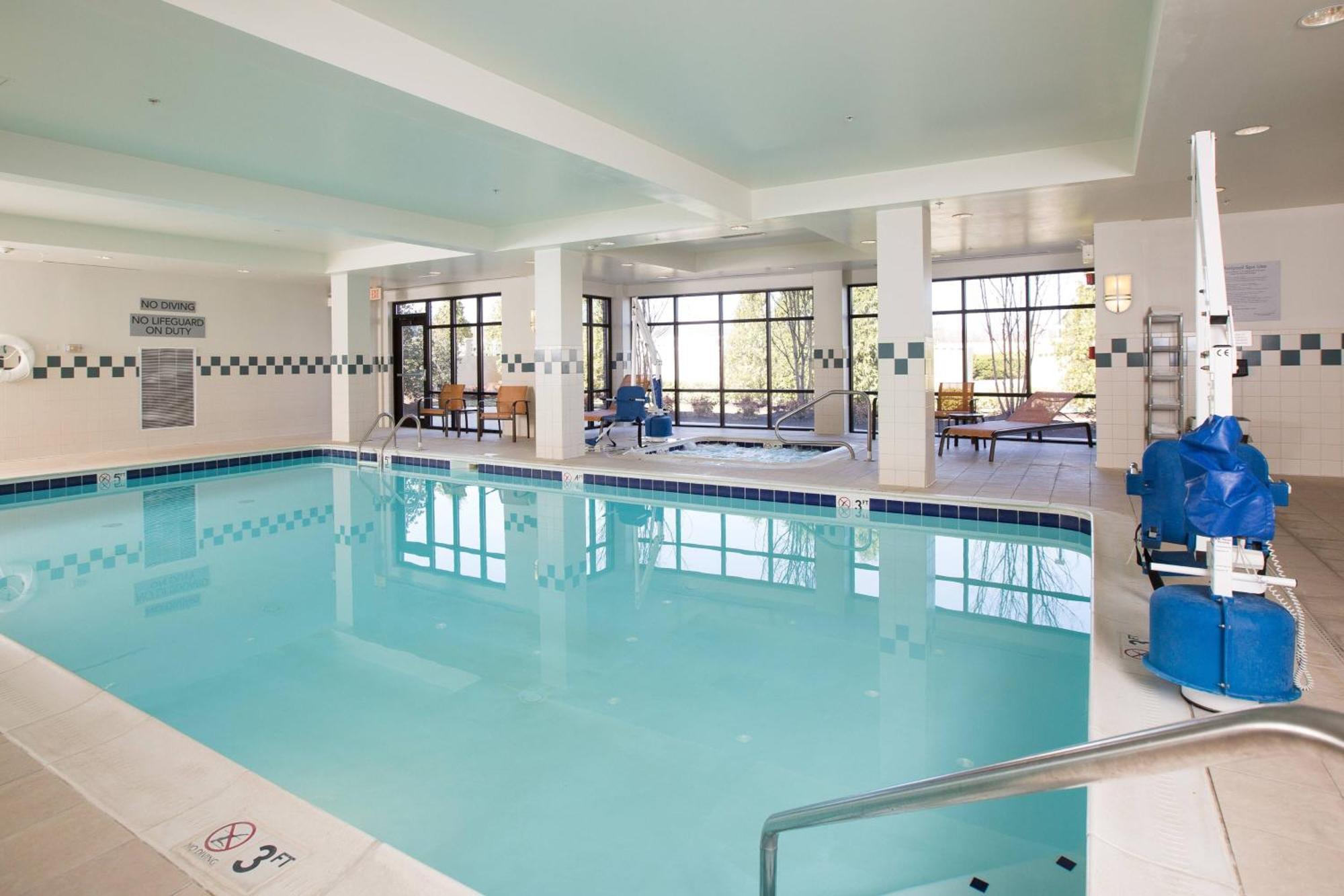 Courtyard By Marriott Winchester Medical Center Εξωτερικό φωτογραφία